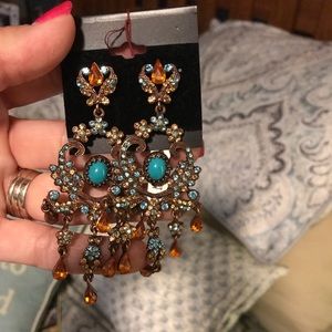 Chandelier earrings